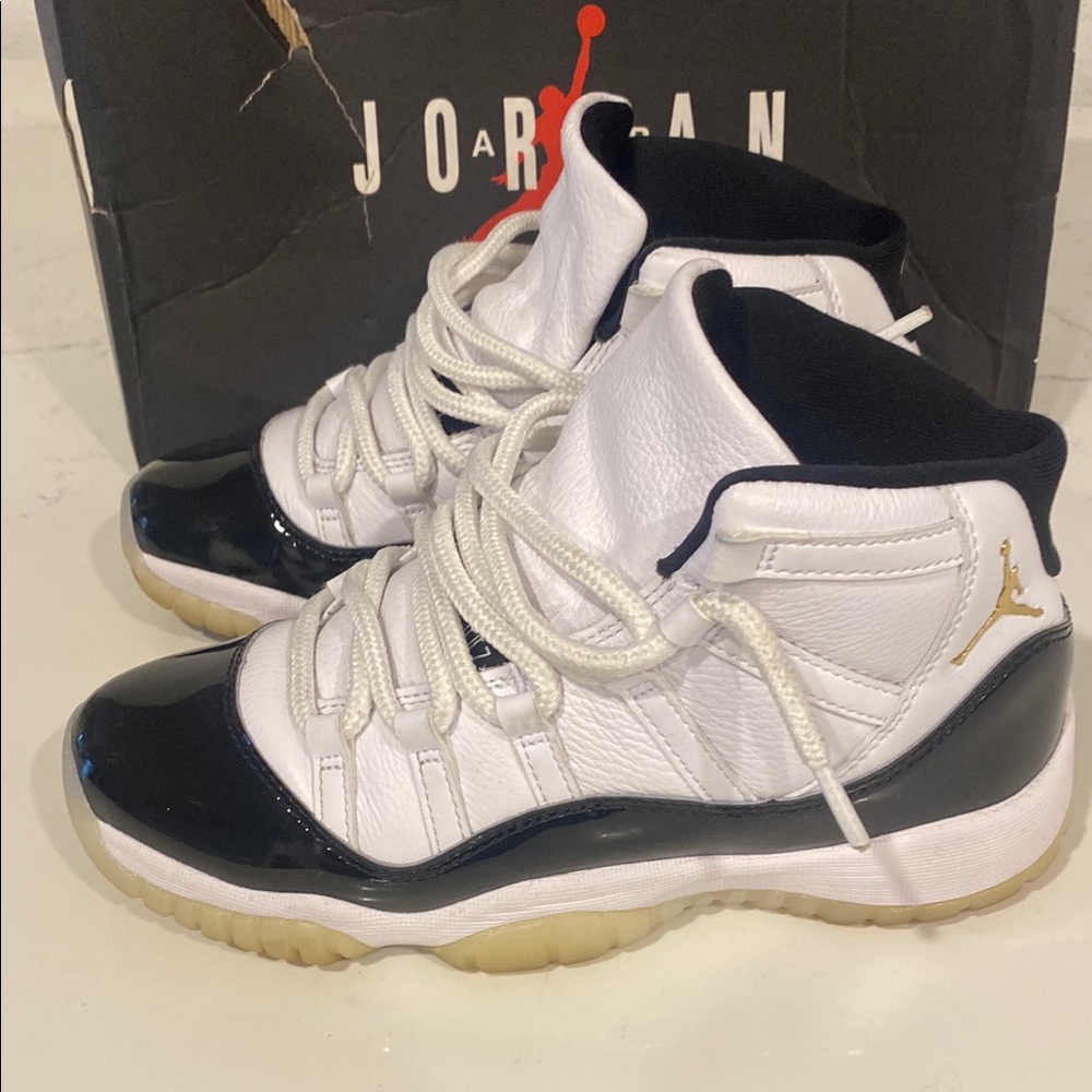 Jordan Kids Shoes - White and Black